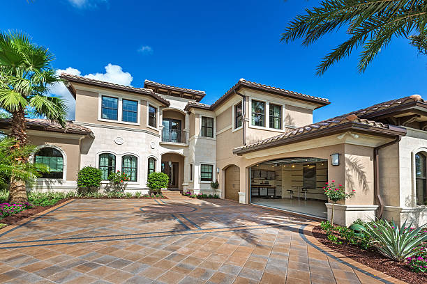 Best Driveway Paving Contractor  in Taylor, TX